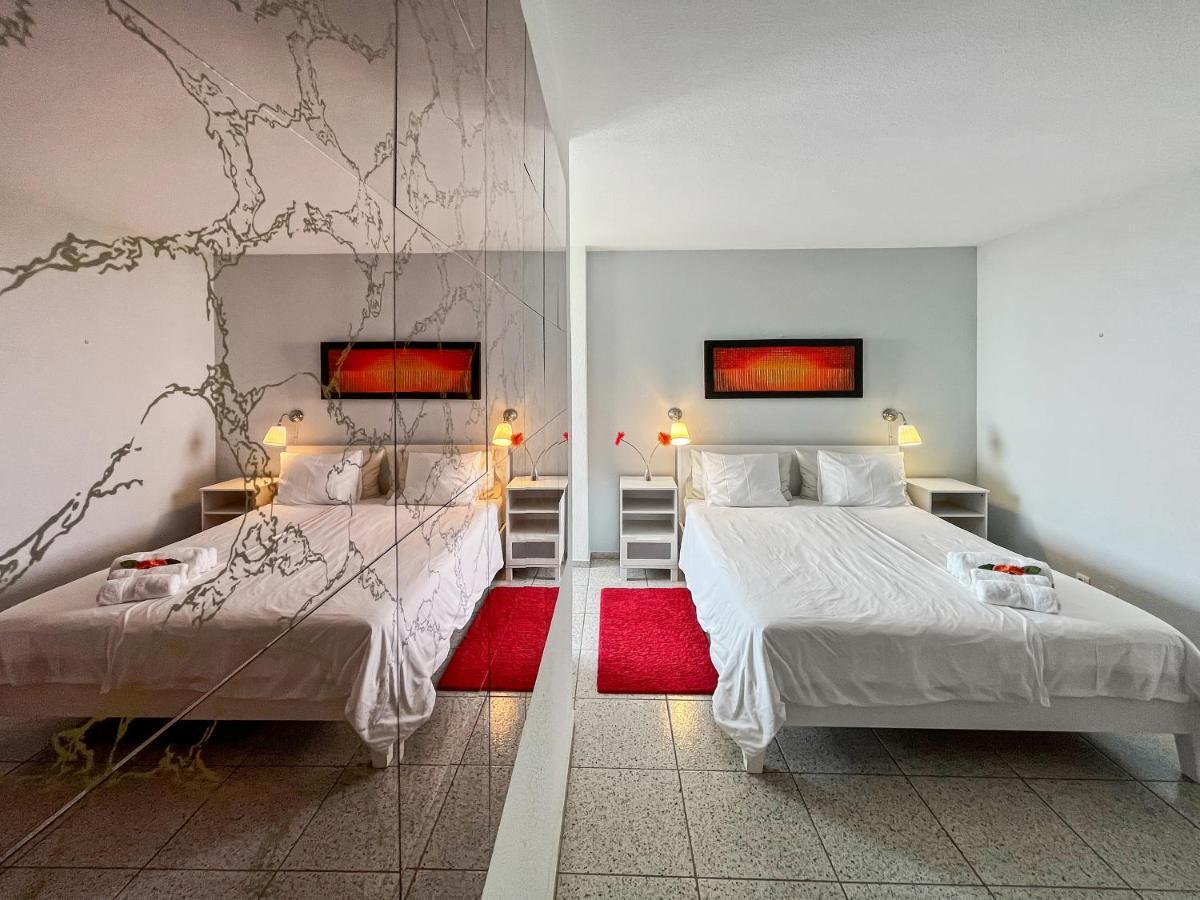 Leilighet Large Penthouse With Sunny Terrace *